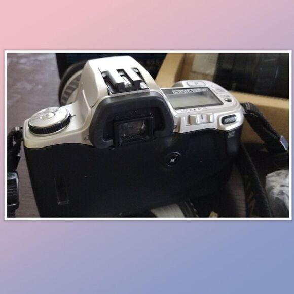 Minolta Maxxum HTsi Plus 35mm SLR Film Camera w/ 28-80mm Minolta Lens & Vivitar - Picture 4 of 7